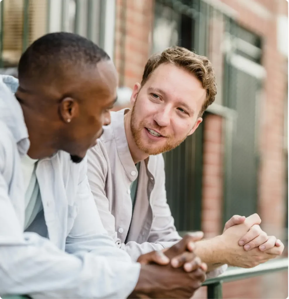 Peer support during luxury detox in Ohio for drug and alcohol recovery.